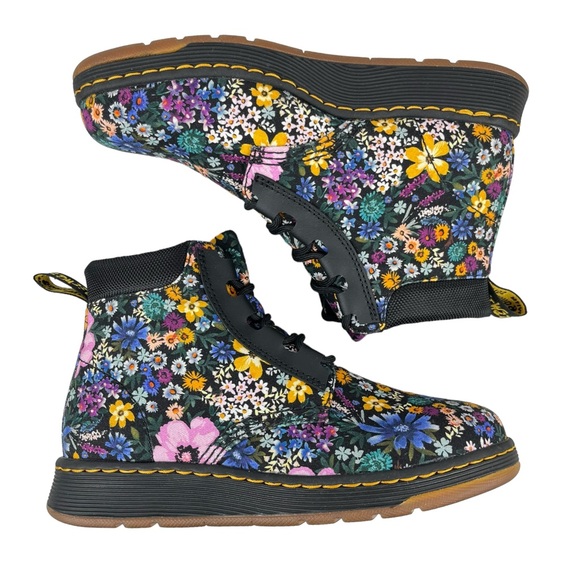 Dr.‎ Martens Women’s 6 Newton Wonderlust Floral Boots Lightweight Lace Up - Picture 2 of 13